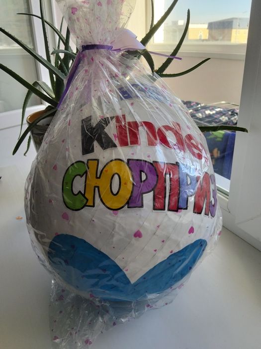 Продам каропку для подарка