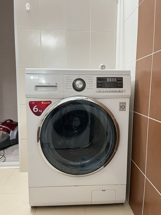 Продам стиральную машинку Lg б/у