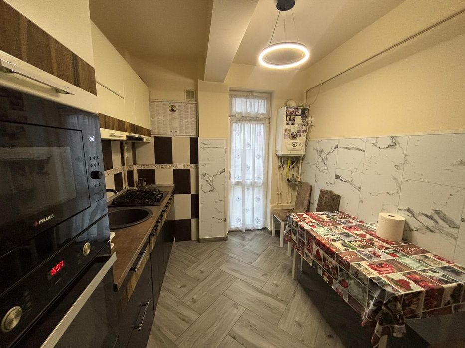 Vând apartament 2 camere