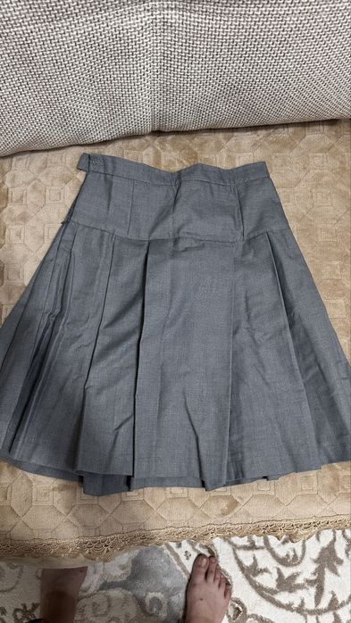 Продам школьную форму на девочку  для школы Билим Смарт