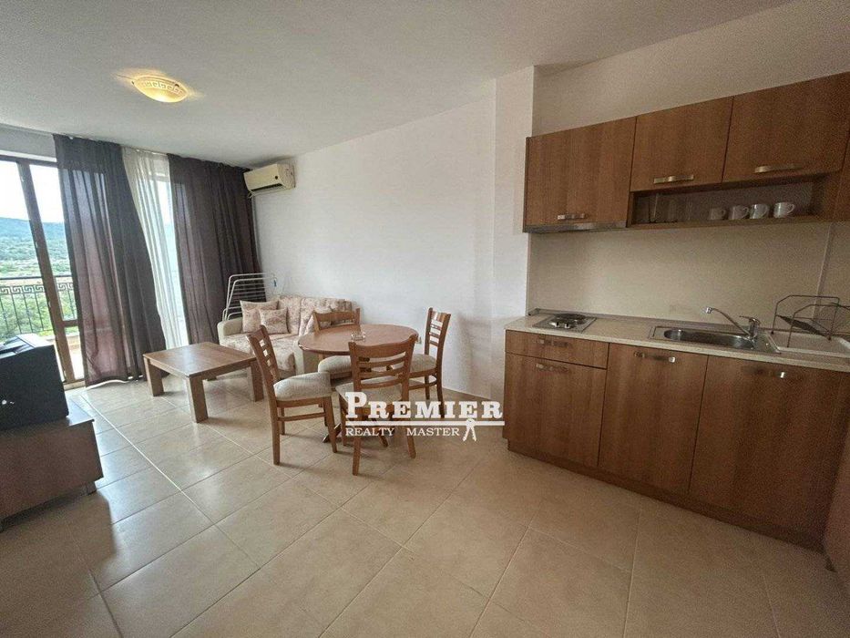 Продава се Двустаен апартамент в к.к. Слънчев бряг - 77 кв.м за 1096 €/кв.м - Снимка #1
