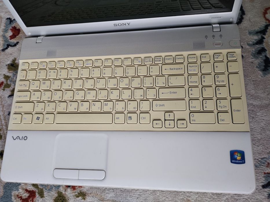 Продам ноутбук Sony VAIO.
Бренд VAIO впервые