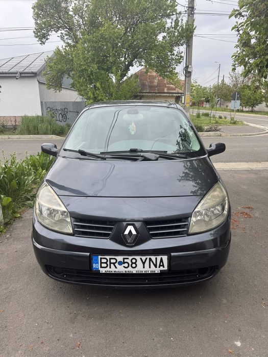 RENAULT Scenic