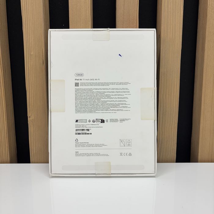  iPad  Air 11-inch (M3) Wi-Fi  128 GB Space Gray
