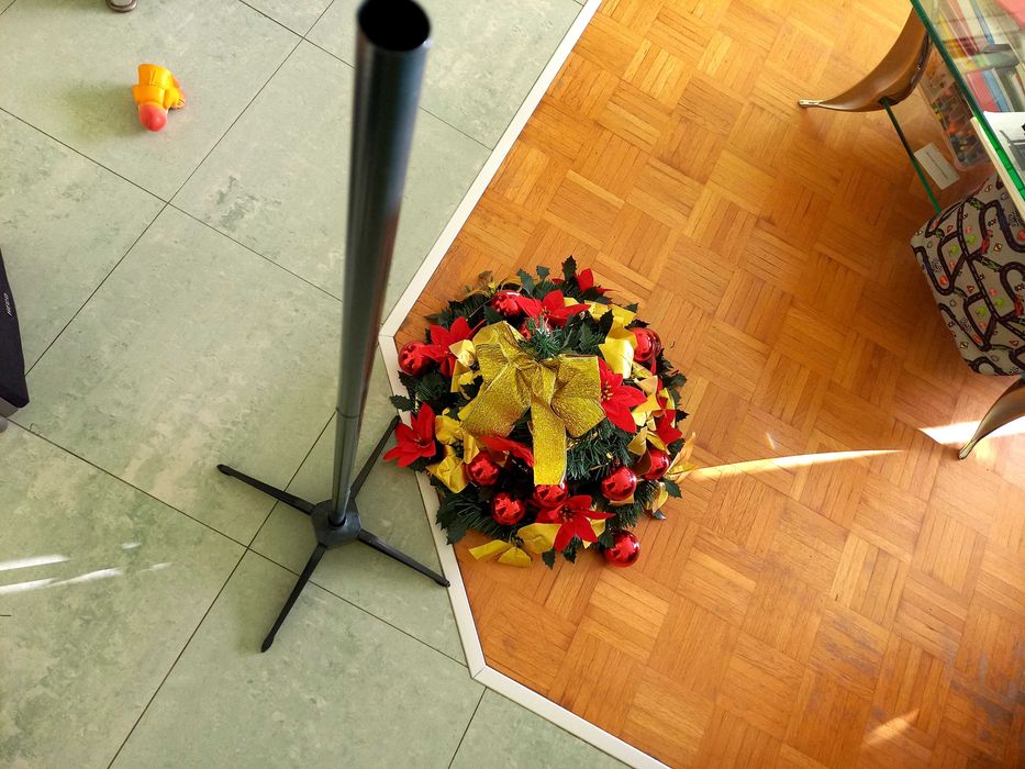 Сглобяема "обличаща "елха