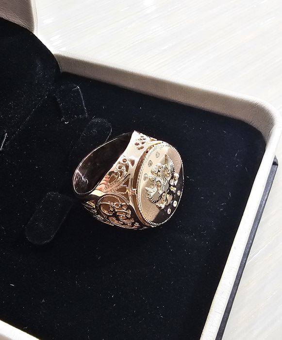 Печатка золотая 585пробы с бриллиантами