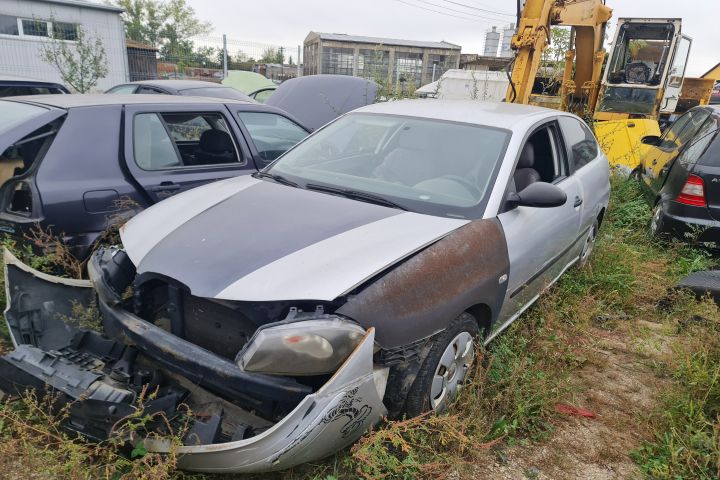 Delcou 030 905 205 Seat Ibiza a 3-a generatie 6L