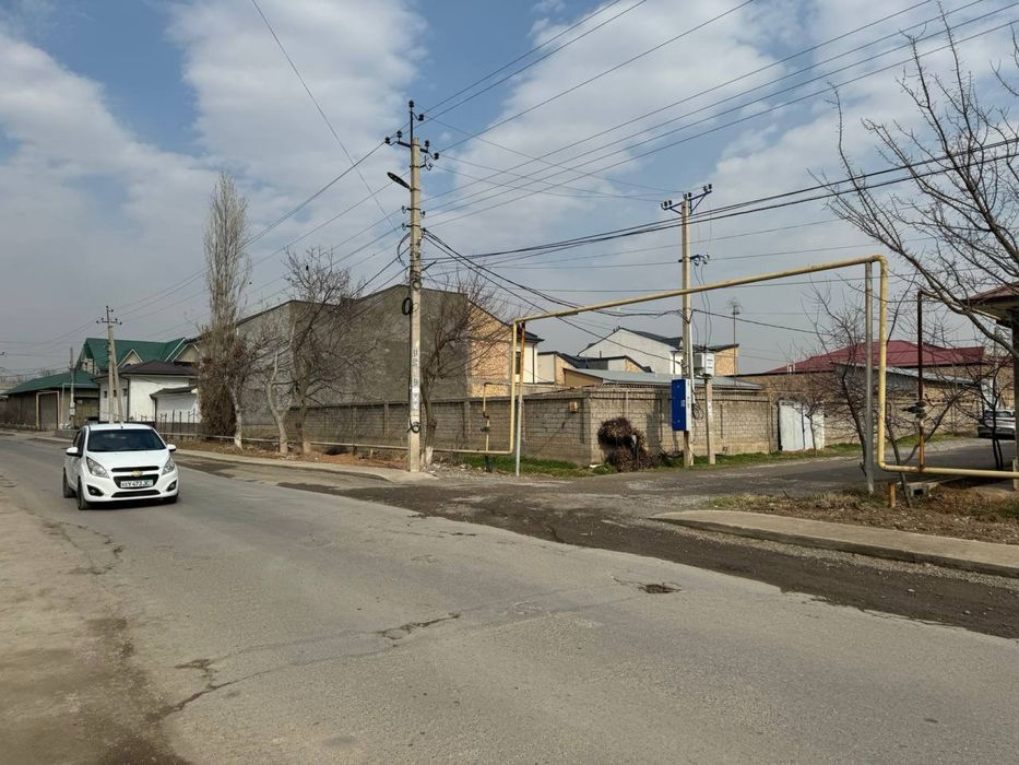 Yer sotiladi Yolli yuzida !!!