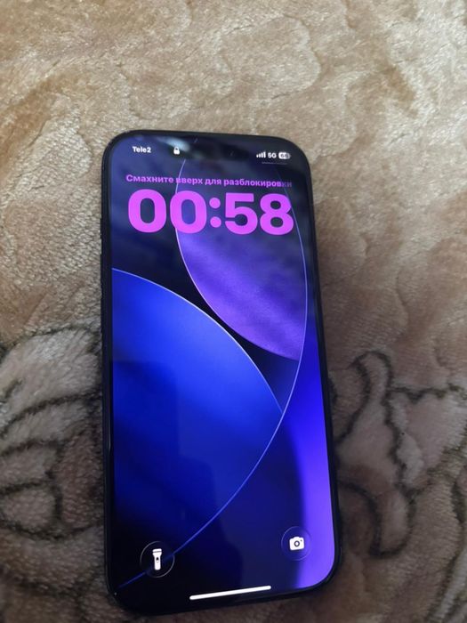 Продам айфон 16 про