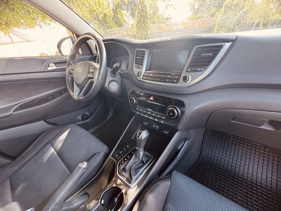 Hyundai tucson an 2017 4x4 2.0diesel automat