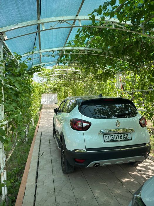 Renault 2021 год.