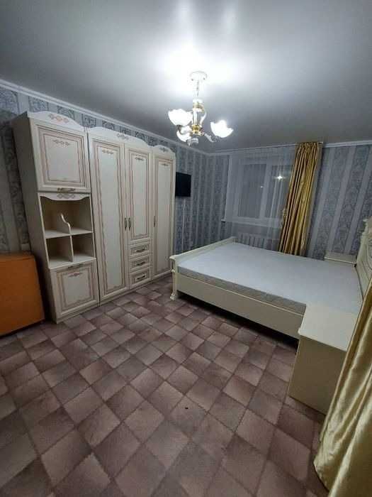 Сдам 1 ком. Вокзал, ПВХ, 2/5, мебел., техника, маш.-авт., 120 тыс.+ком