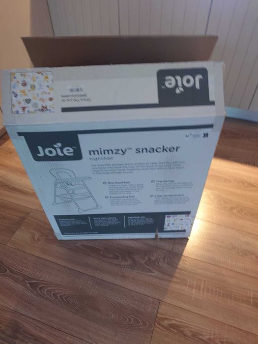 Scaun de masa pentru bebelusi Joie Mimzy Snacker Alphabet