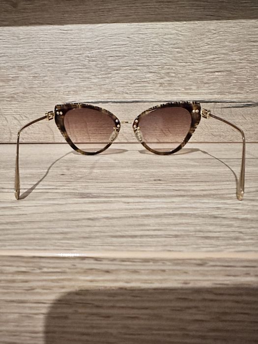 Слънчеви очила FENDI