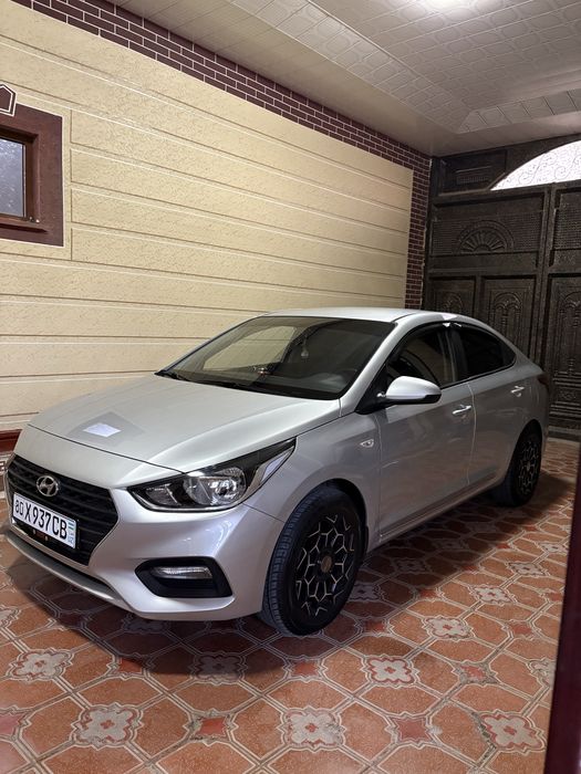 Hyundai accent(solaris) 2020 1.6mator 27ming probeg 18ming $ kami bor