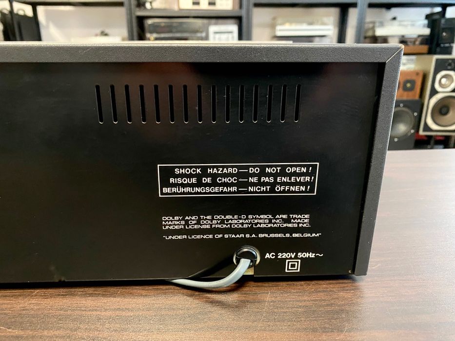 Kасетен дек Akai