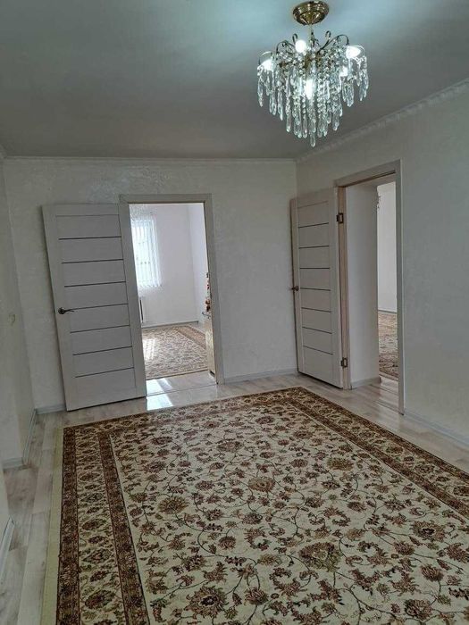 Уй сатылады. Сарыозек жагында.