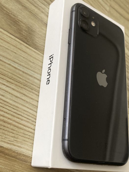 iPhone 11 , 93% Bateria