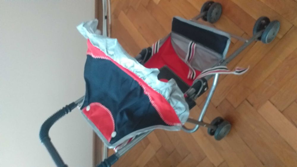 Детска количка за кукли-30лв.