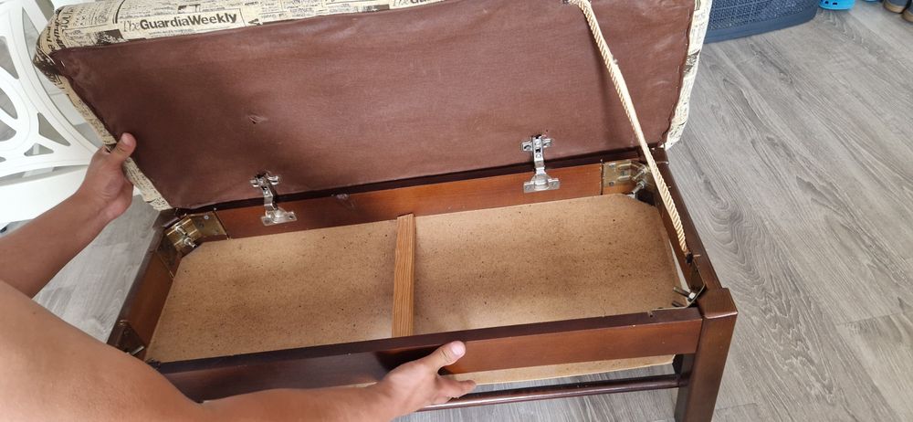 Продам банкетку натуральное дерево