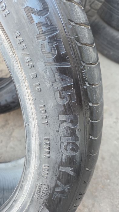 Две шины континенталь