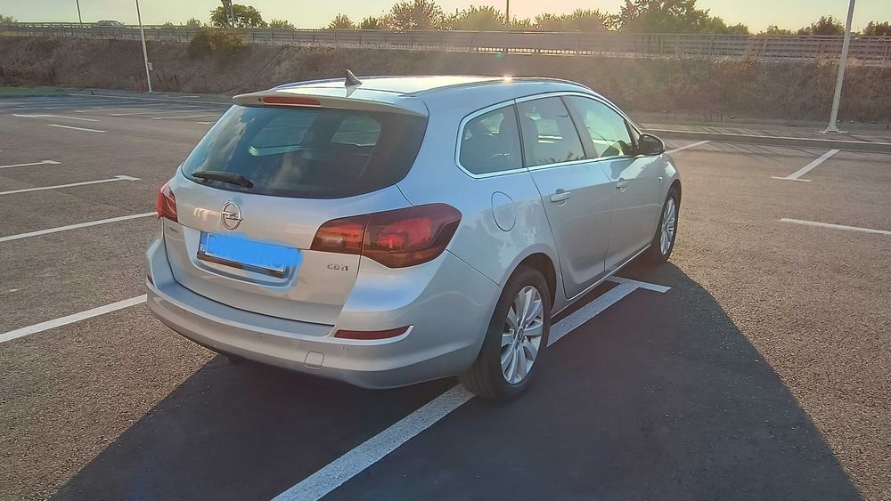 OPEL Astra 2012 — imagine 5