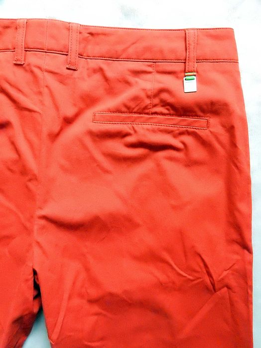 Blugi Hugo Boss Regular Fit. Marime 50 (34). Impecabili, ca noi.