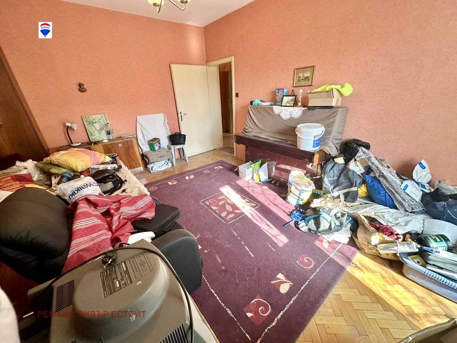 Продава се Тристаен апартамент в Русе, Център - 80 кв.м за 1058 €/кв.м - Снимка #6