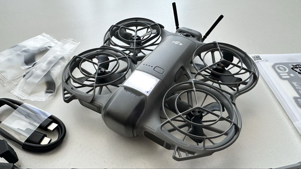 Drona DJI Neo 2 Fly More Combo