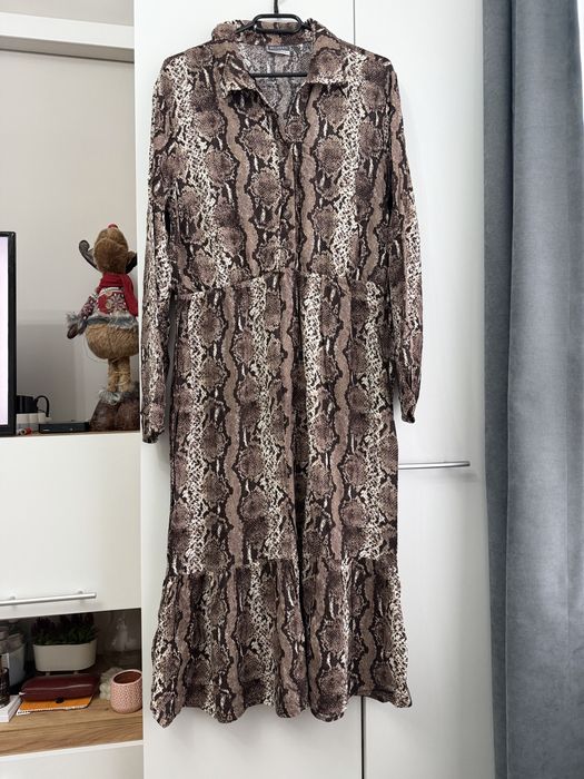 Солей сатенена леопардова пола  нова