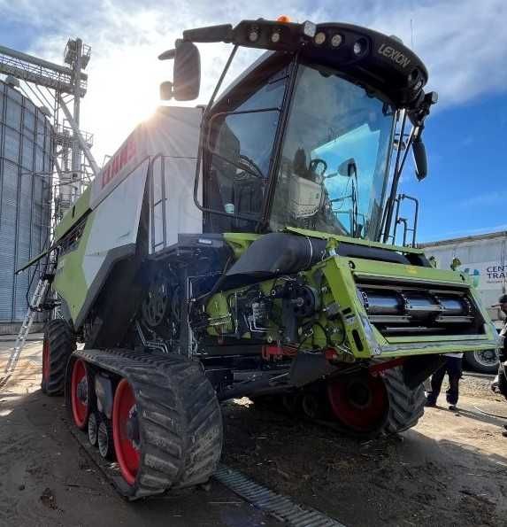 Combina CLAAS Lexion 8700 Terra Trac 4X4