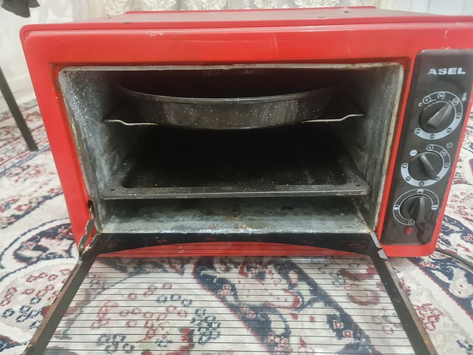 Продам Духовку Asel