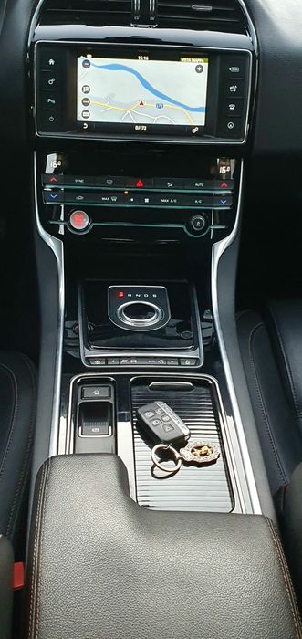 Vand sau  schimb jaguar xe euro 6