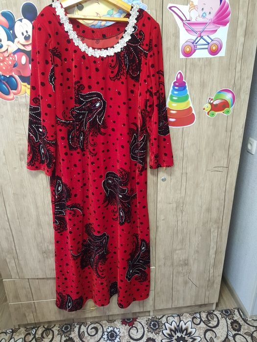 Продам новое красивое платье.