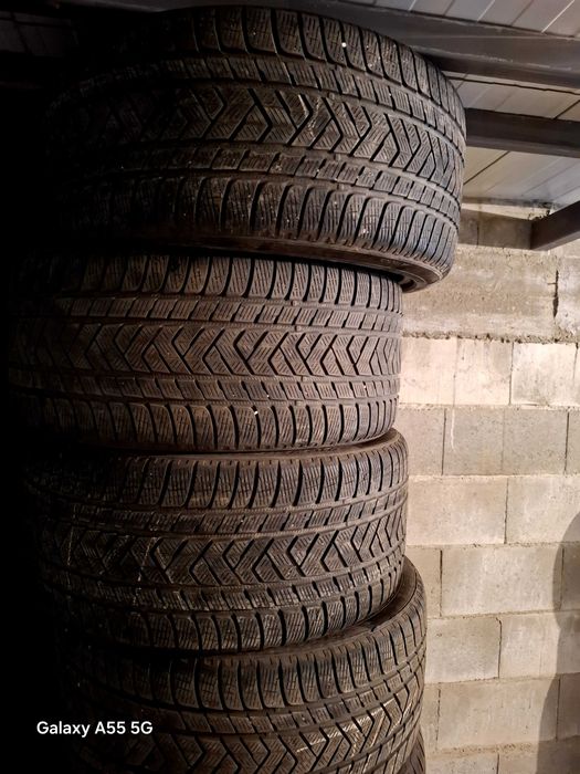 Гуми 285/35/22 PIRELLI