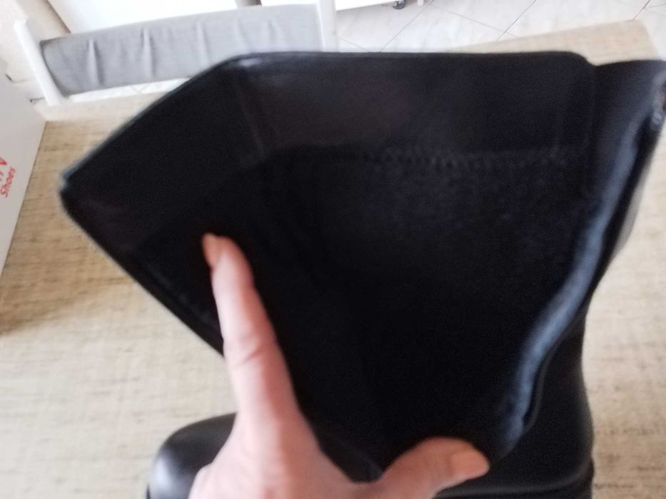 Нови дамски кожени боти 39 номер