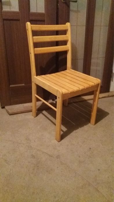 Продам стулья по 6000