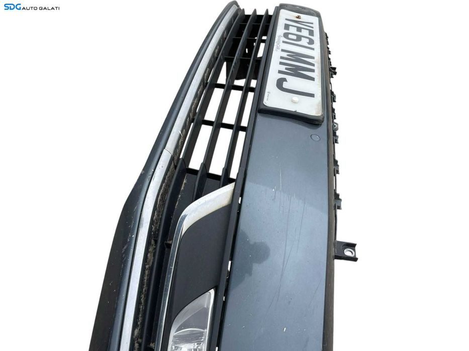 Bara Spoiler Fata cu Locas Senzori Parcare Culoare LK7X Volkswagen Passat B7 2010 - 2015 Cod 3AA807221 [B4011]