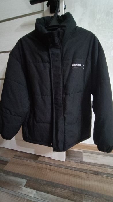 Продам куртку весна-осень