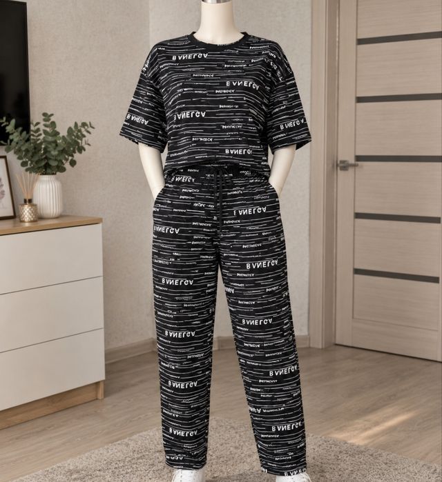 Продам для девочек 500