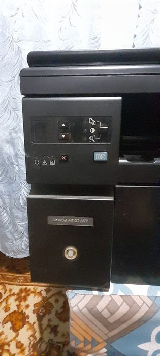 Принтер 3 в 1 hp LaserJet M1132 MFP
