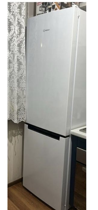 Срочно продам холодильник