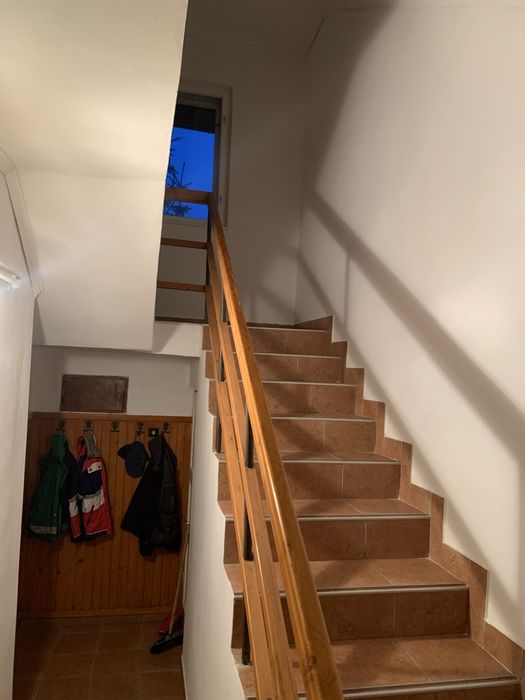 Inchiriez spatiu locuit,depozitare, atelier birouri 130mp la autogara