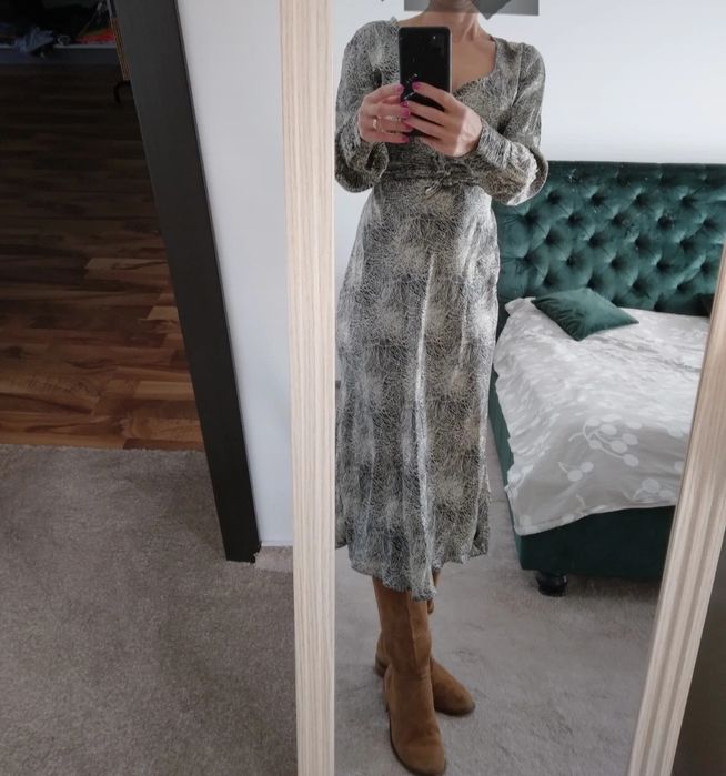 Rochie mătase, noua fără eticheta