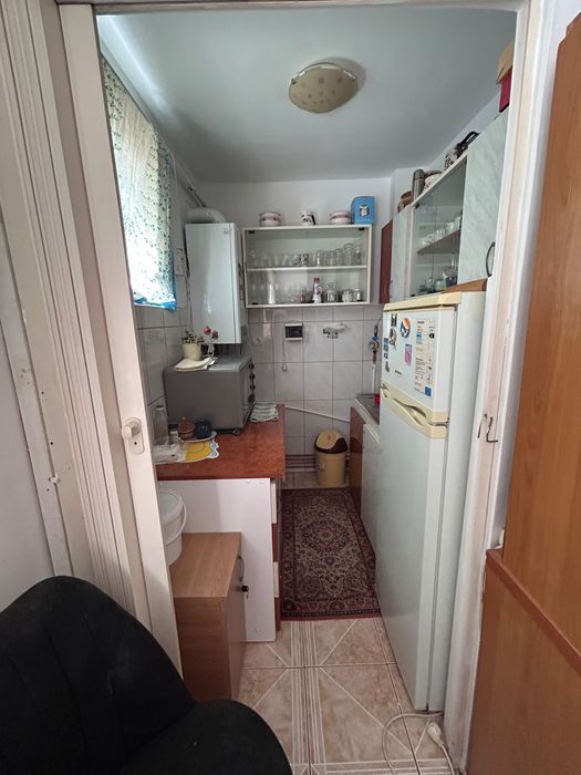 Vand apartament 2 camere