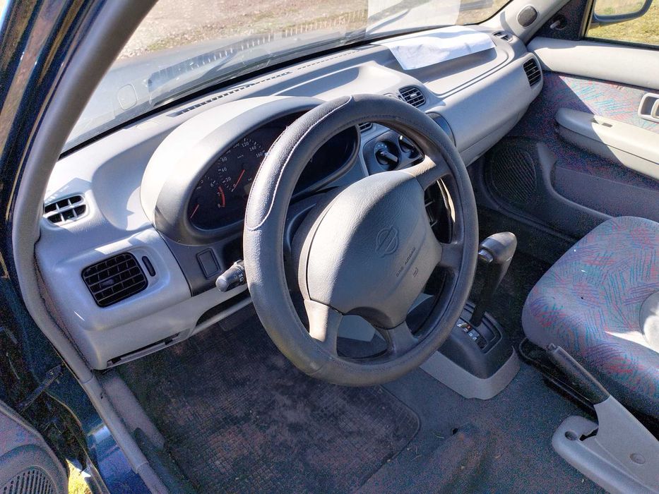 Продавам Nissan Micra K11 1.3 на части.