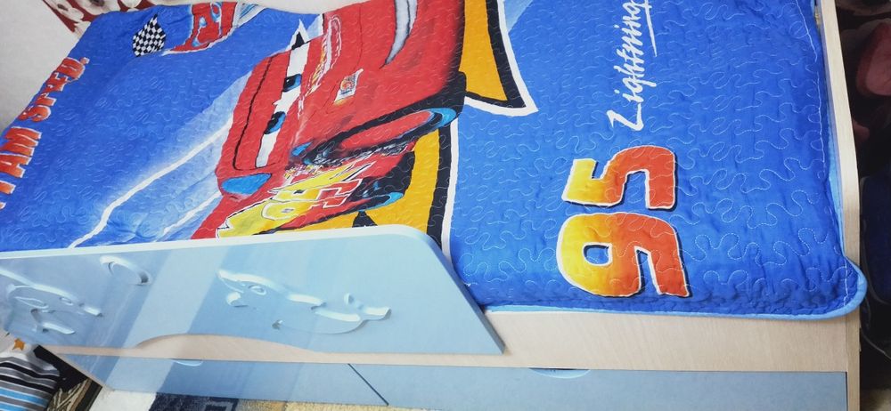 Продам детскую кровать.