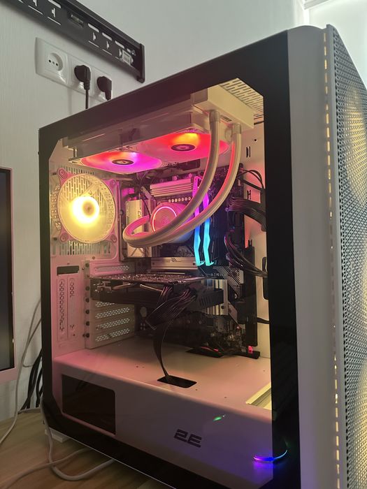 Монитор, мышка, клавиатура