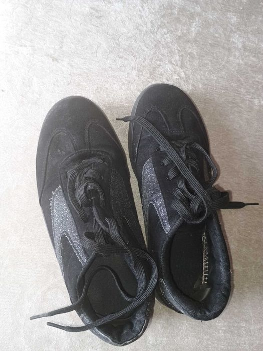 ВСИЧКО по 15лв! МНОГО запазени и красиви