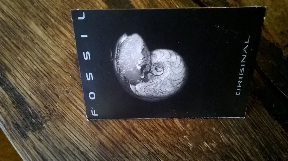 часовник за бюро с масивна каменна подложка и масивна каменен фосил АР